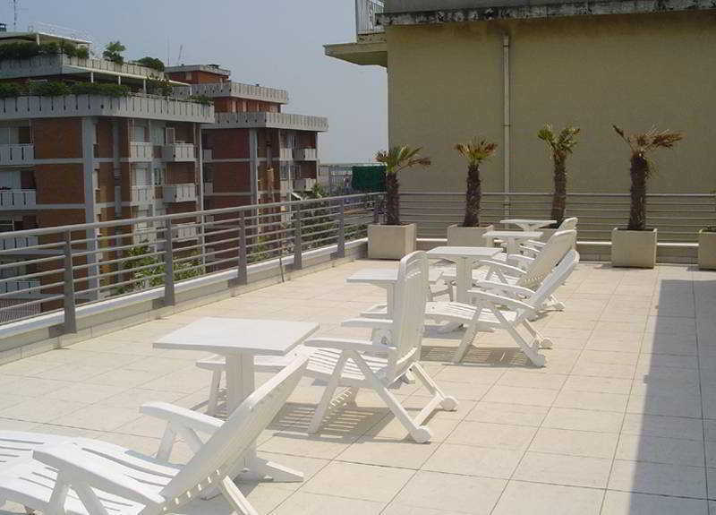 Club Meeting Hotel Rimini Esterno foto